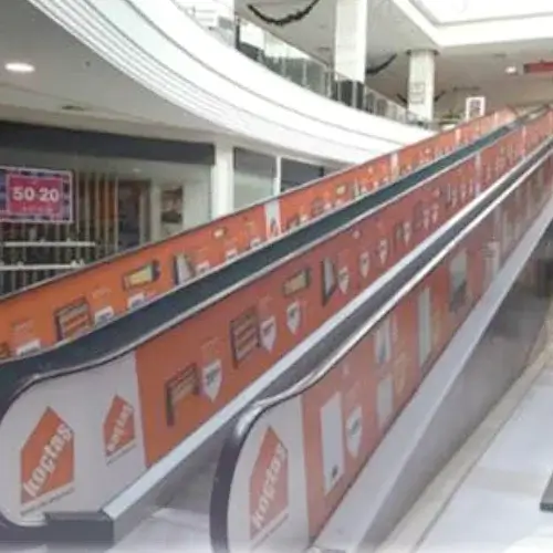 Yürüyen Merdiven Dijital Baskı Reklam Uygulaması